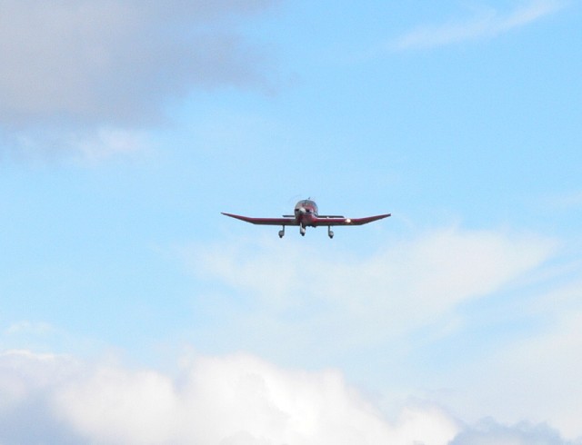 LN-DFK kjennes lett igjen p� vingeprofilen!