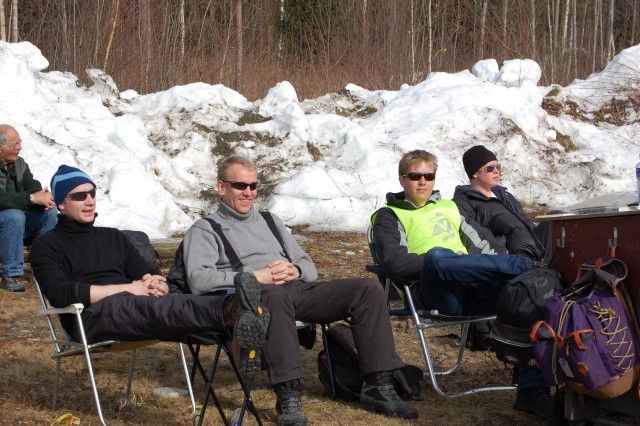En forn&oslash;yd gjeng ved bakketralla.
Foran fra venstre: Anders Ranheim, Arnfinn Olsen, Ole Andr&eacute; Knutsen, Jens Bratberg
