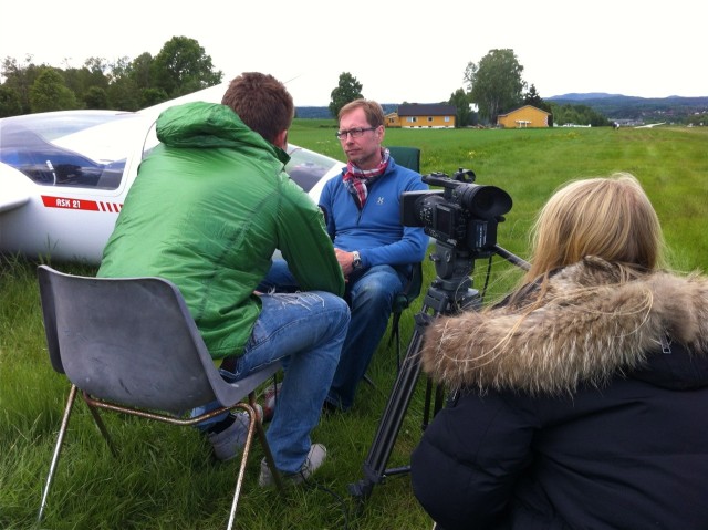 Terje snakker med TVBuskerud