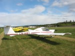 Katana LN-ABT fra Sola. Dette er serienummer 10311, en 1997 modell med 80 hesters Rotax. Flyet har et h�yere serienummer enn v�rt, men dette er en "original" DA 20-A1 uten de ombygningene LN-DFL har.