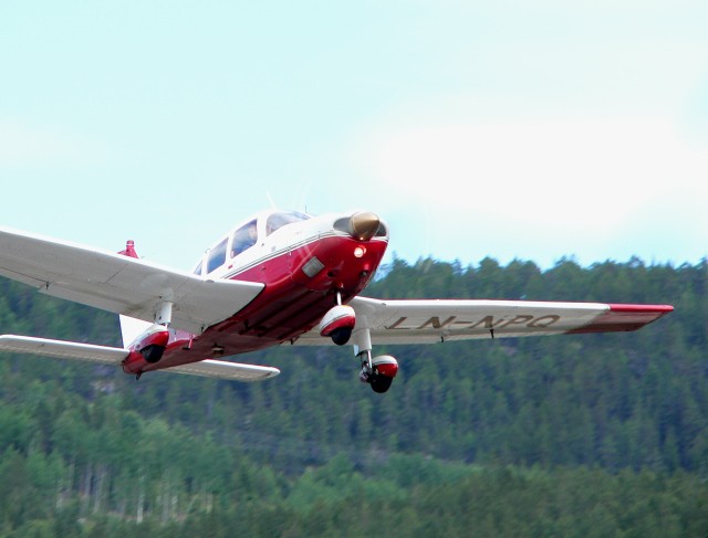 LN-NPQ starter dagens lengste (?) hjemreise. Destinasjon Bod� via Sverige.