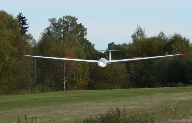 Timo Bakken lander p� bane 28